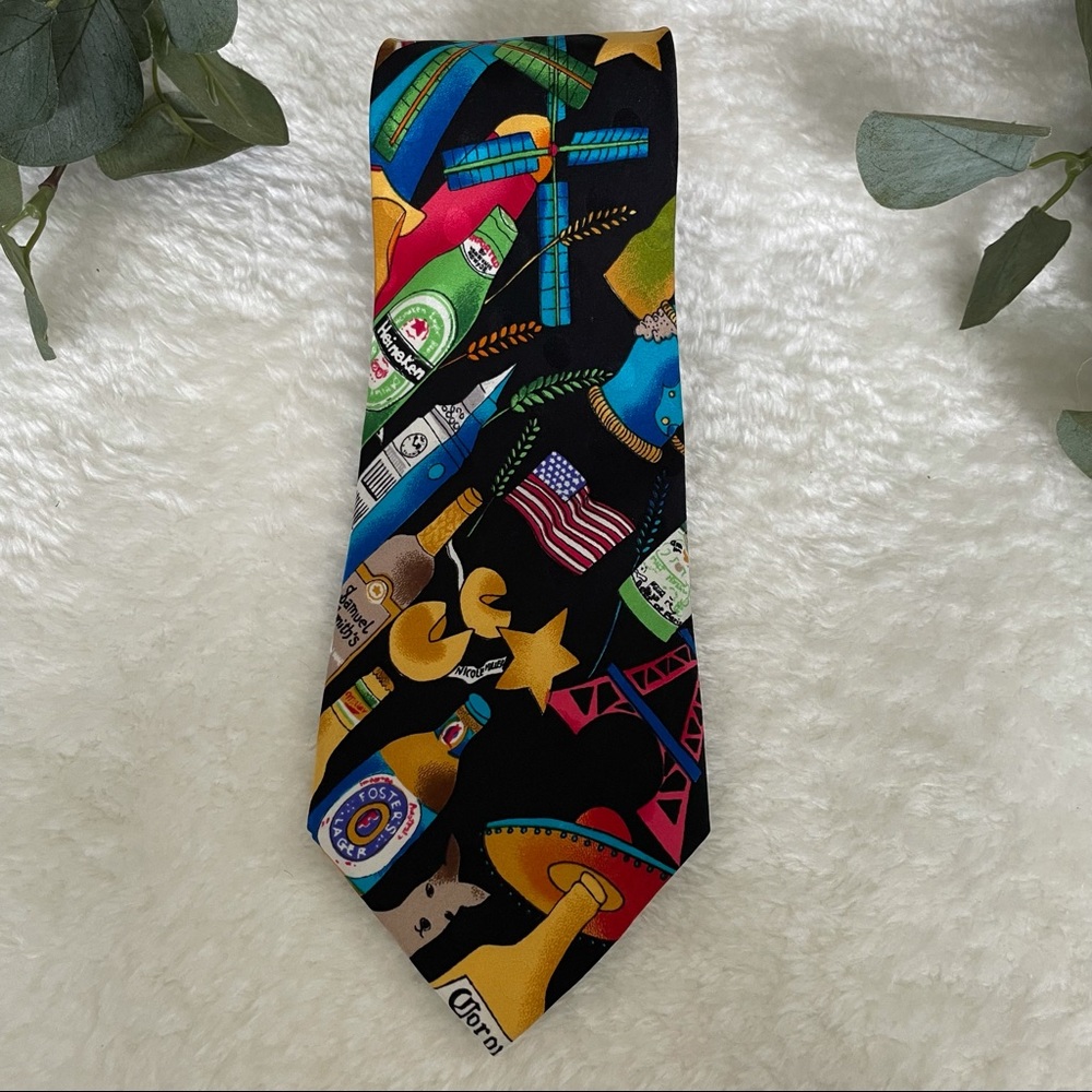 Vintage Nicole Miller Corona Heineken Beer Windmill Kangaroo Printed Silk Tie